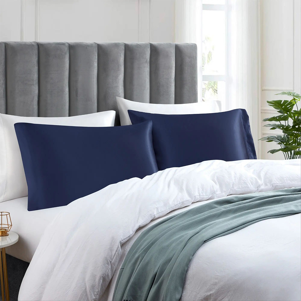 Weiche und glatte feste Satin -Kissenbezüge